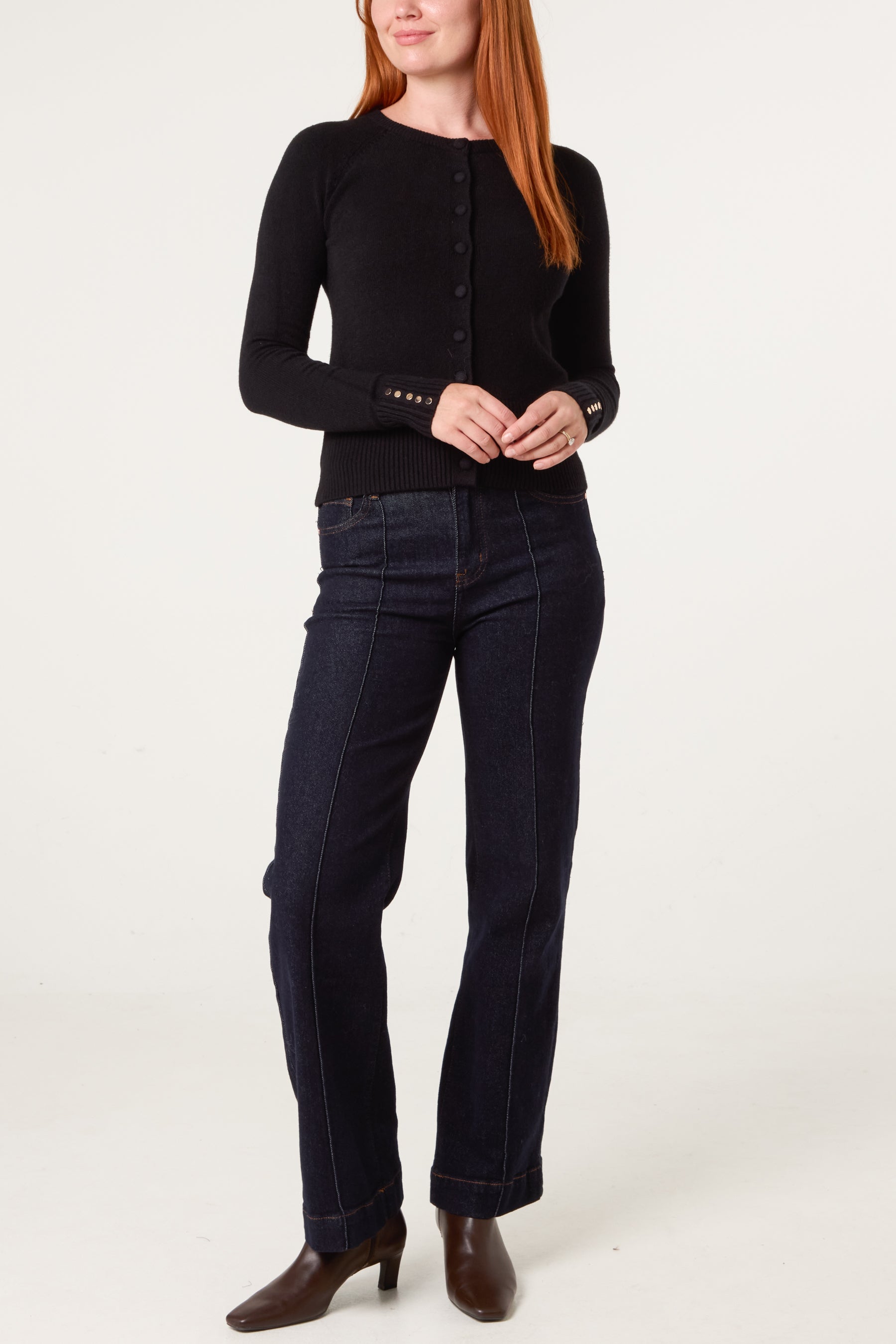 Essential Crew Neck Knit Cardigan