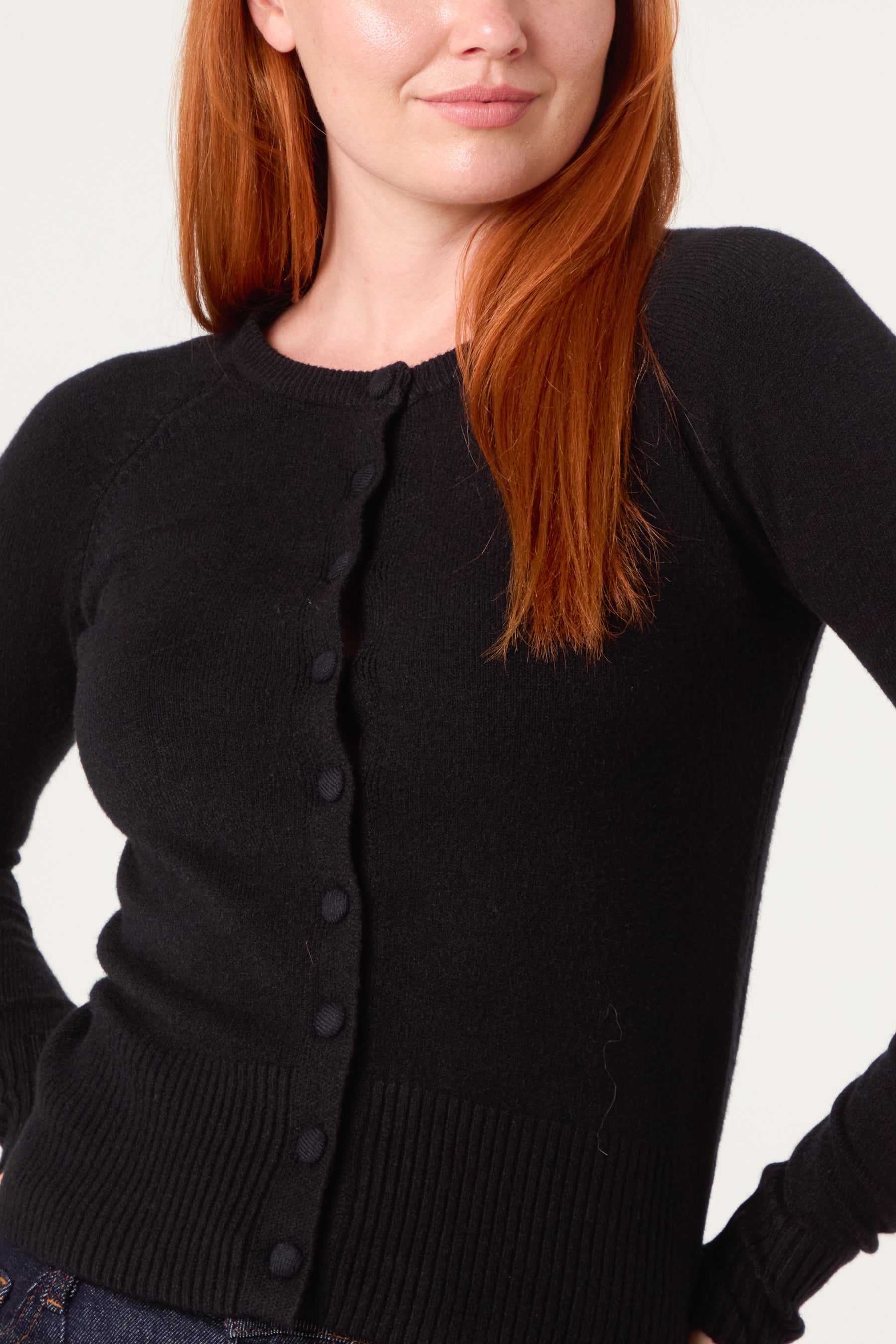 Essential Crew Neck Knit Cardigan