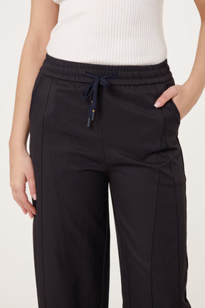 Ruffled Hem Seam Trousers