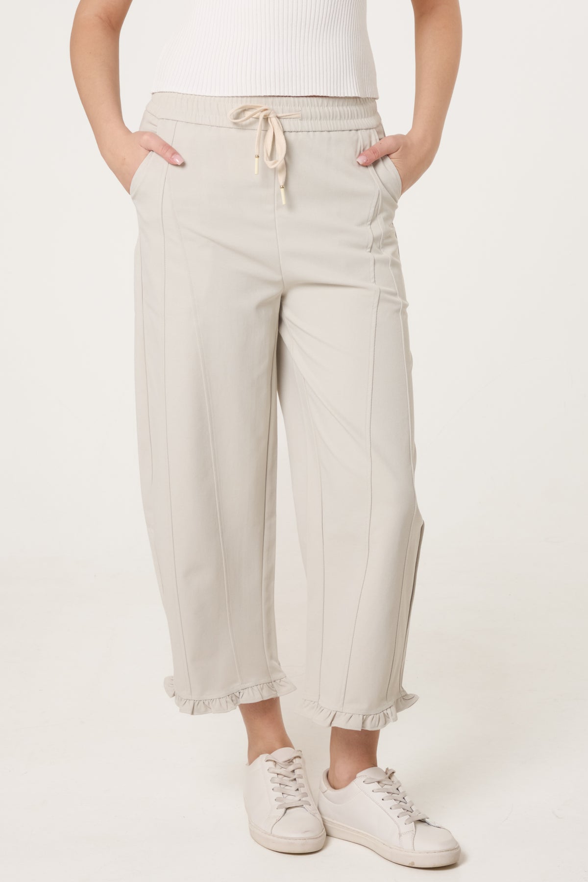 Ruffled Hem Seam Trousers