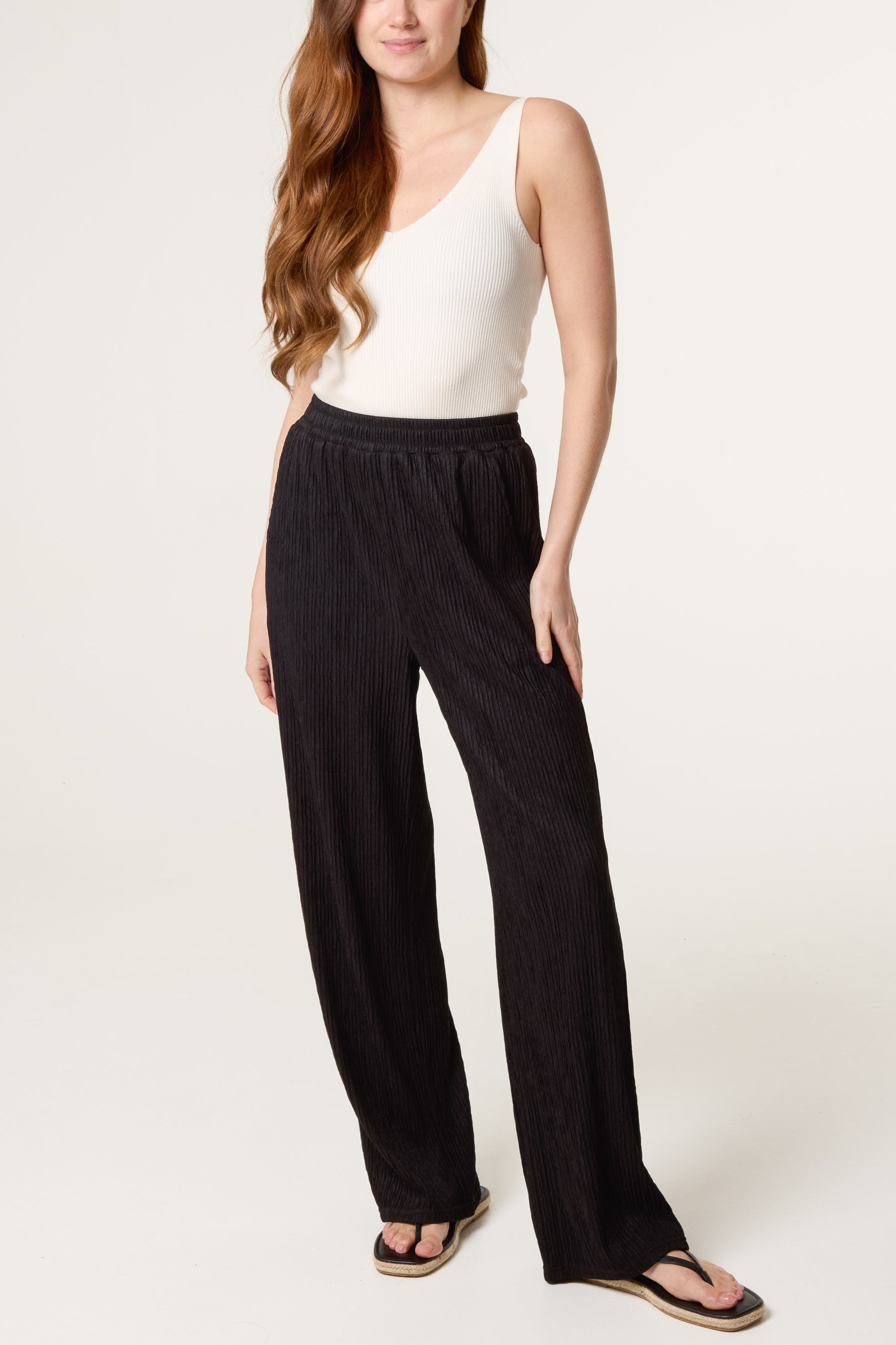 Elastic Waist Crinkle Trousers