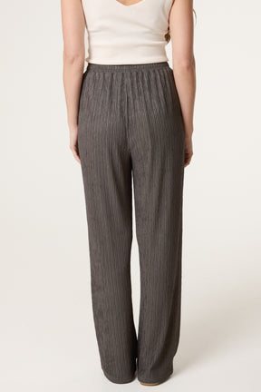 Elastic Waist Crinkle Trousers