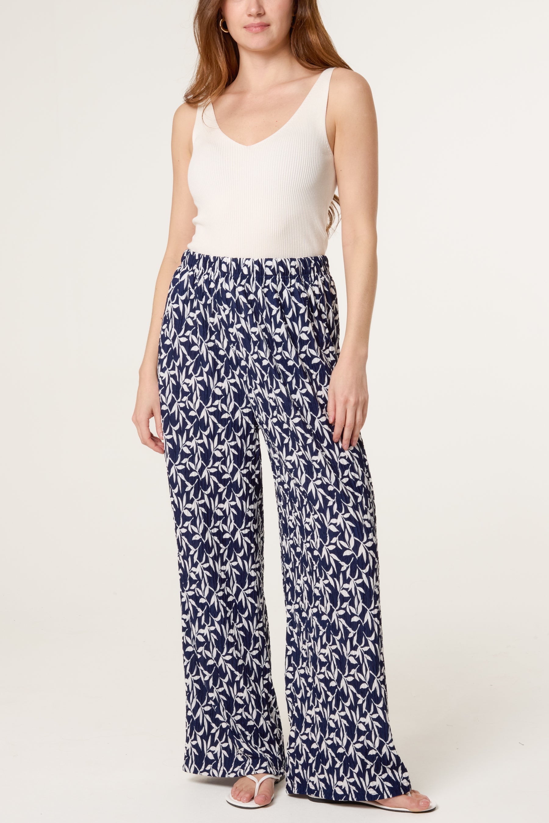 Leaf Print Crinkle Wide Leg Trouser