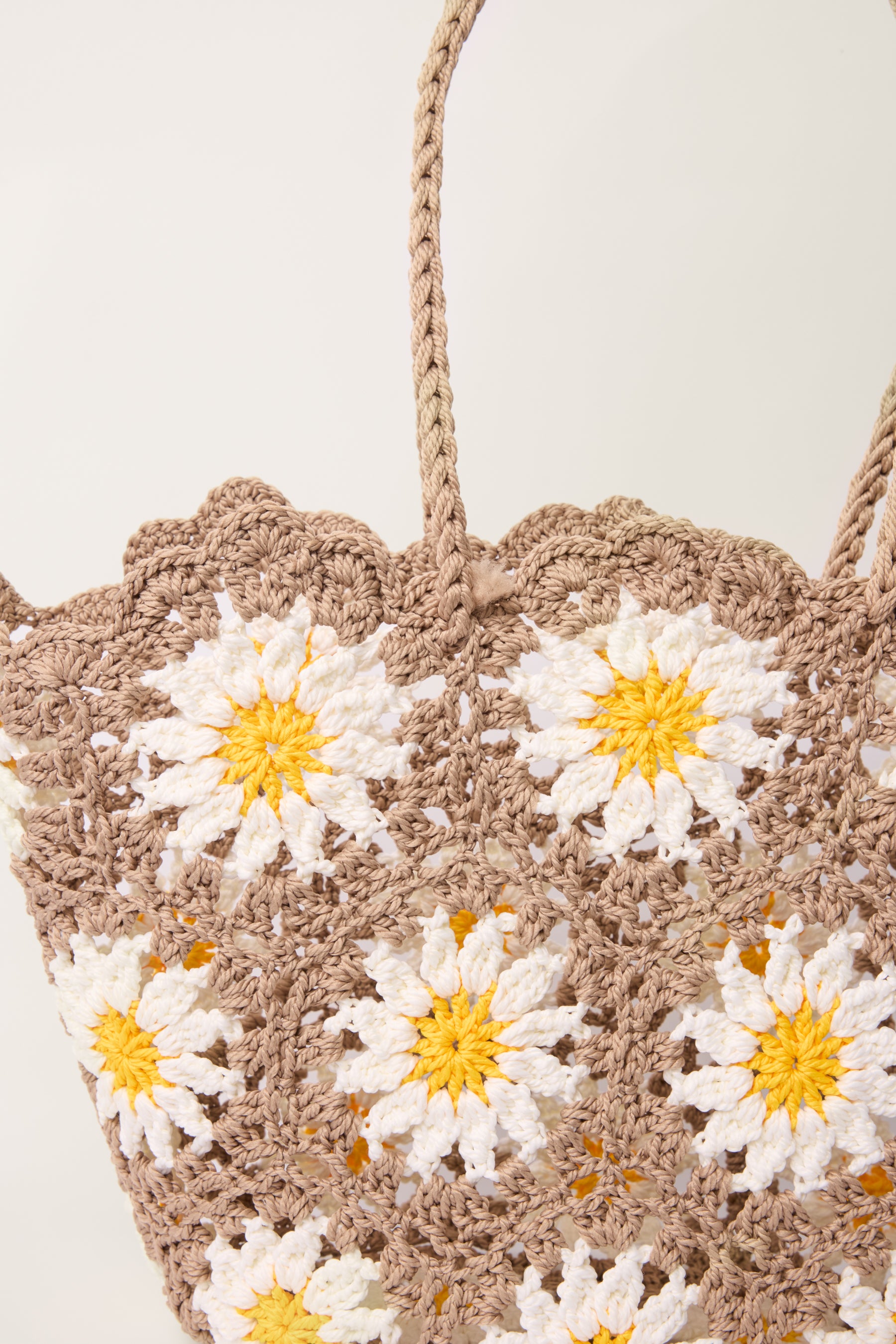 Daisies Crochet Bag