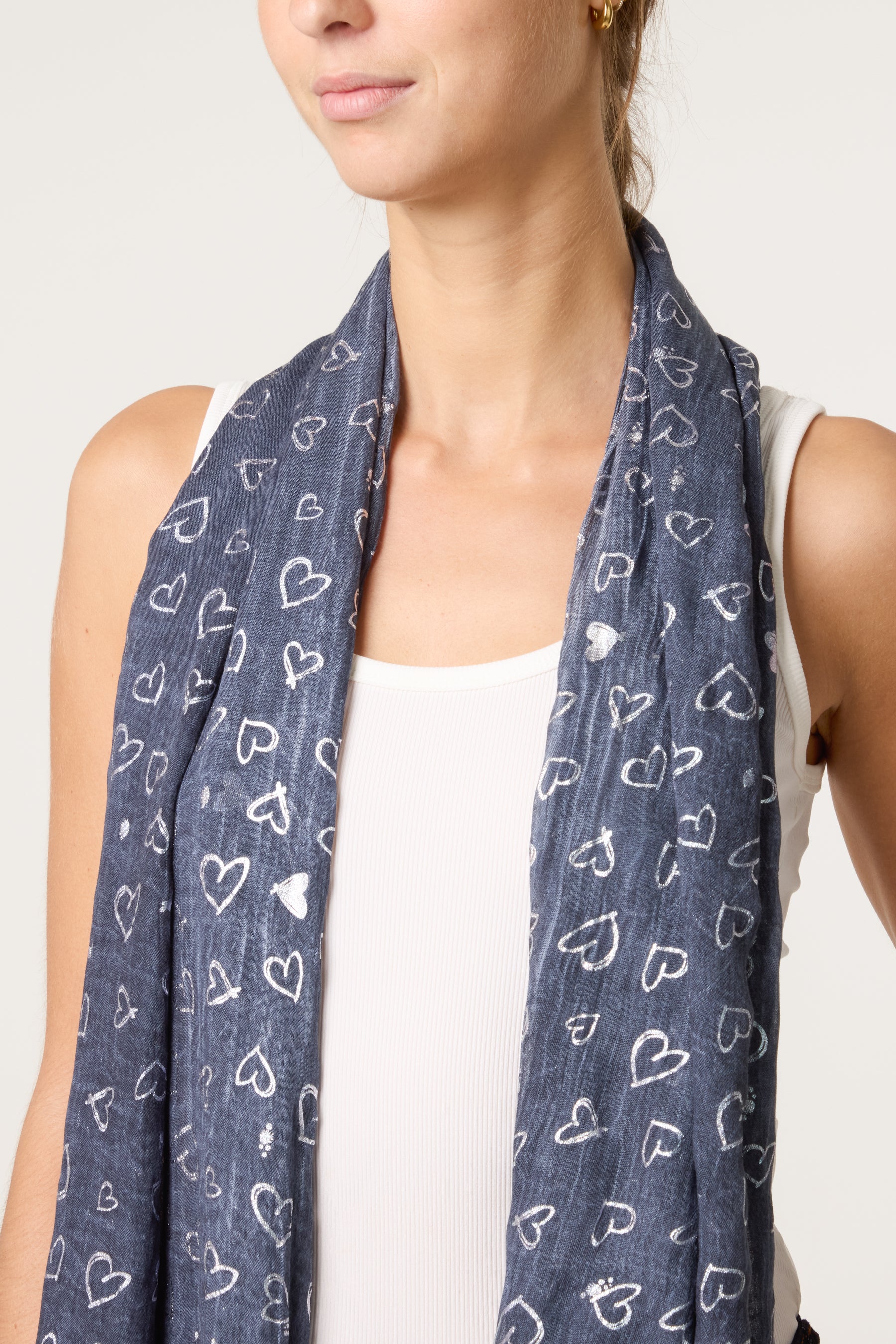 Doodle Heart Pattern Scarf