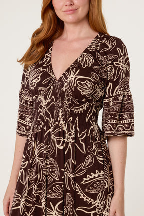 Doodle Leaf Print Stretch Dress