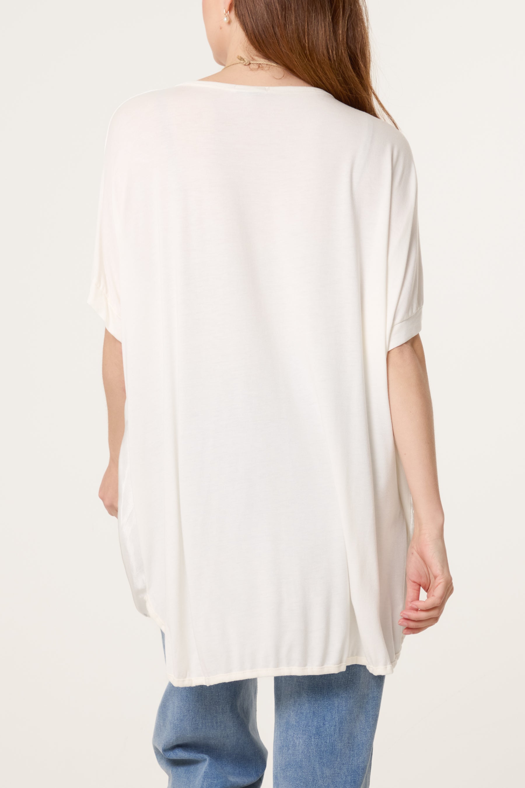 Short Sleeve Round Neck Satin Feel Dip Hem Necklace Top