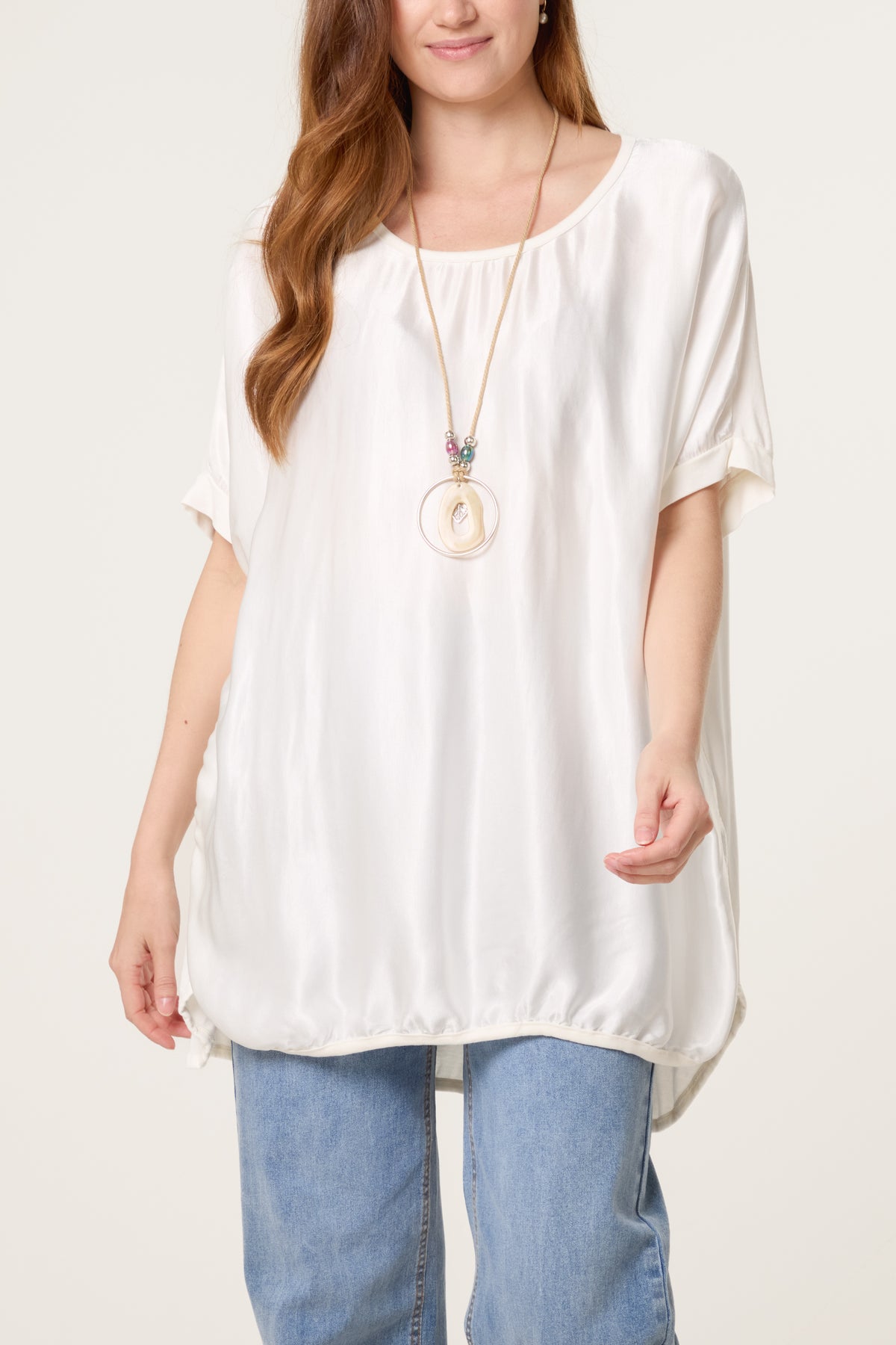 Short Sleeve Round Neck Satin Feel Dip Hem Necklace Top