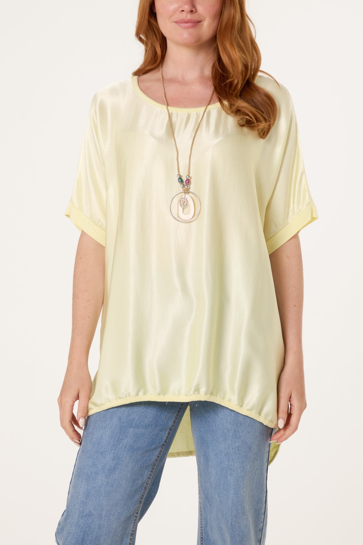Short Sleeve Round Neck Satin Feel Dip Hem Necklace Top
