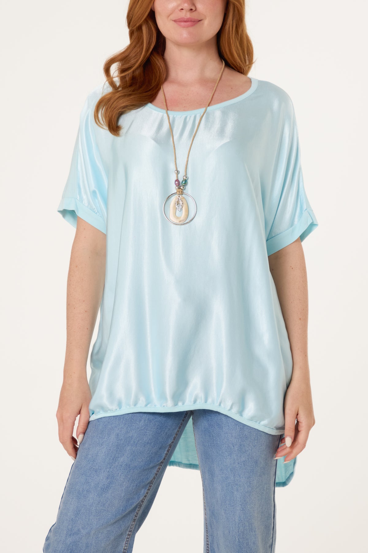 Short Sleeve Round Neck Satin Feel Dip Hem Necklace Top