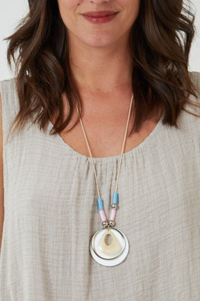 Double Layer Scoop Neck Necklace Vest
