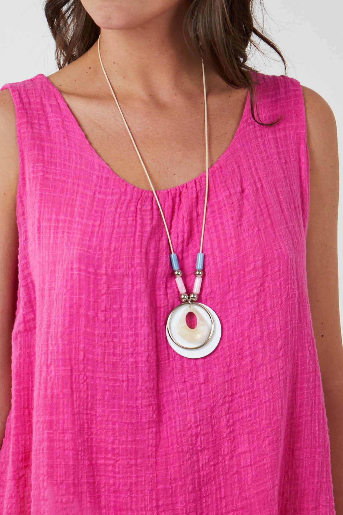 Double Layer Scoop Neck Necklace Vest