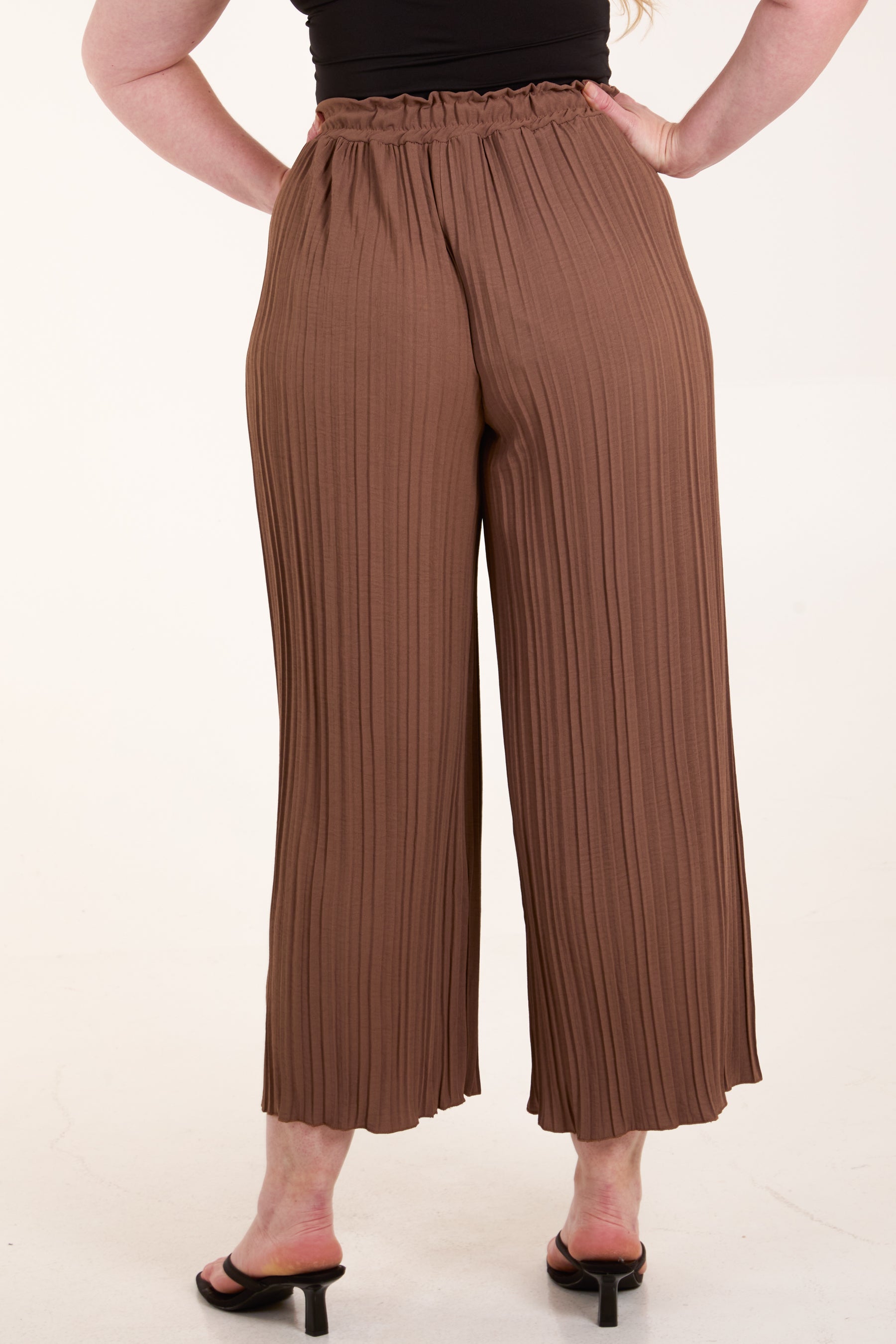 Wide Leg Plisse Drawstring Trousers