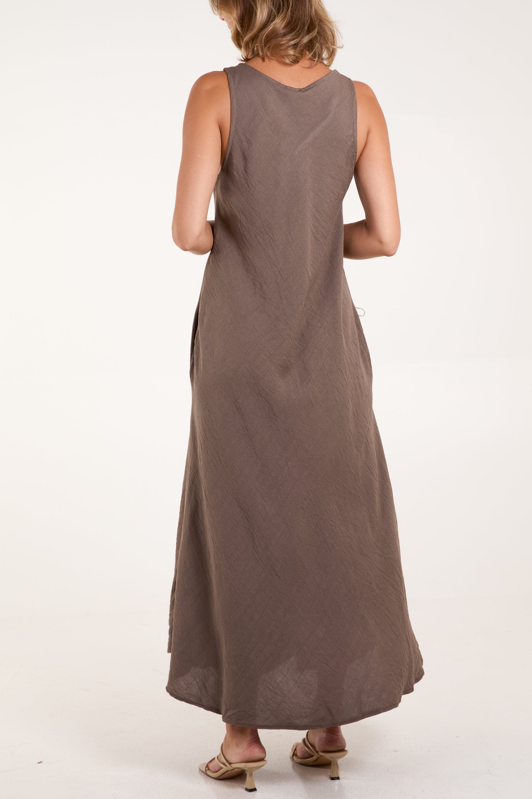 Sleeveless V-Neck Pockets Maxi Dress