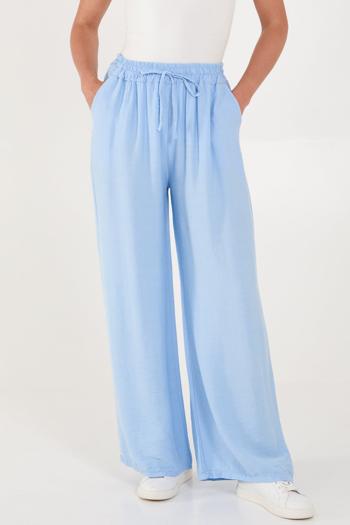 Wide Leg Pockets Drawstring Trousers