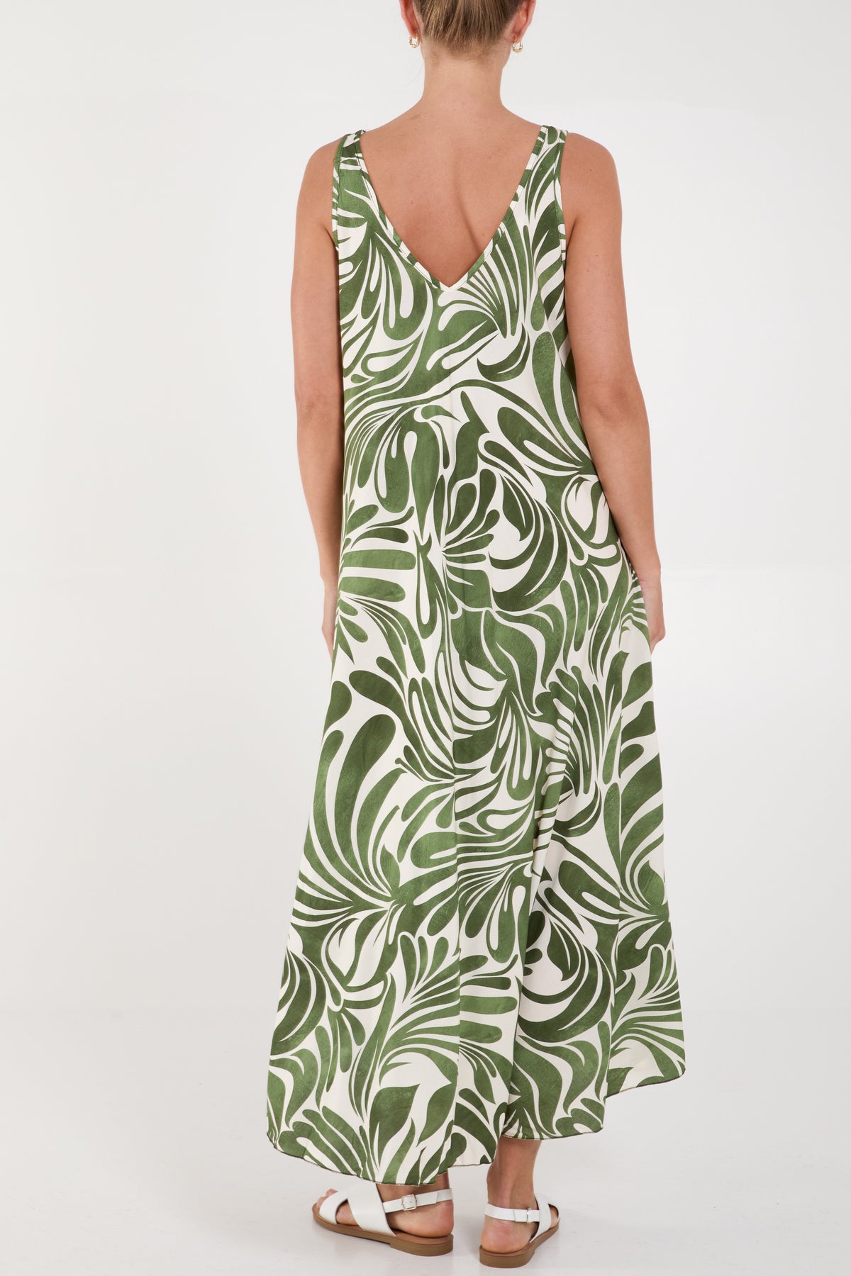 Leaf Sleeveless Trapeze Maxi Dress