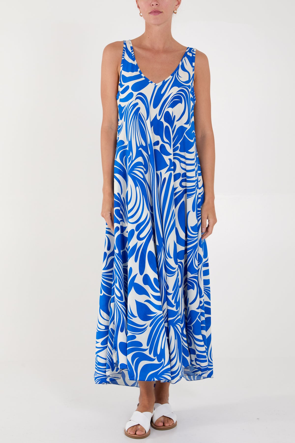 Leaf Sleeveless Trapeze Maxi Dress