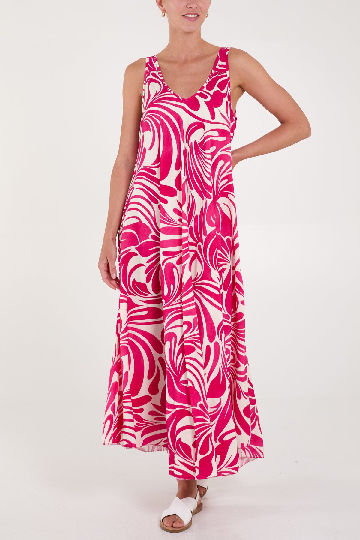 Leaf Sleeveless Trapeze Maxi Dress