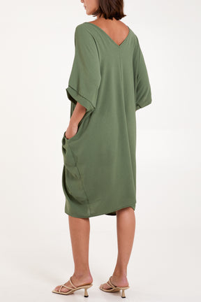 Double V-Neck Cocoon Pockets Dress