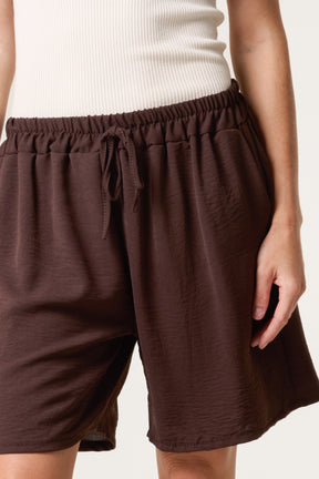 Relaxed Fit Pockets Bermuda Shorts