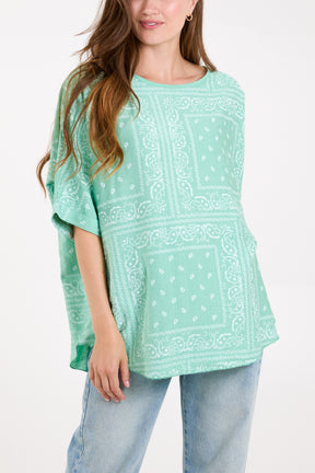 Bandana Print Short Sleeve Top