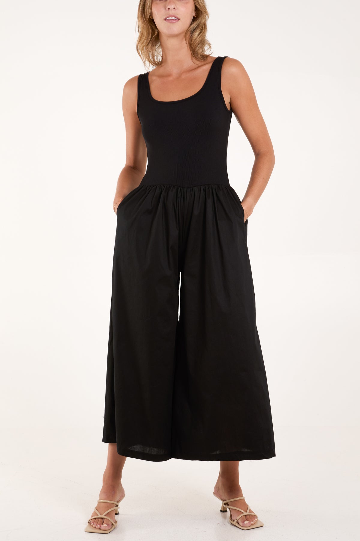 Sleeveless Elasticated Bodice Pocket Jumpsuit