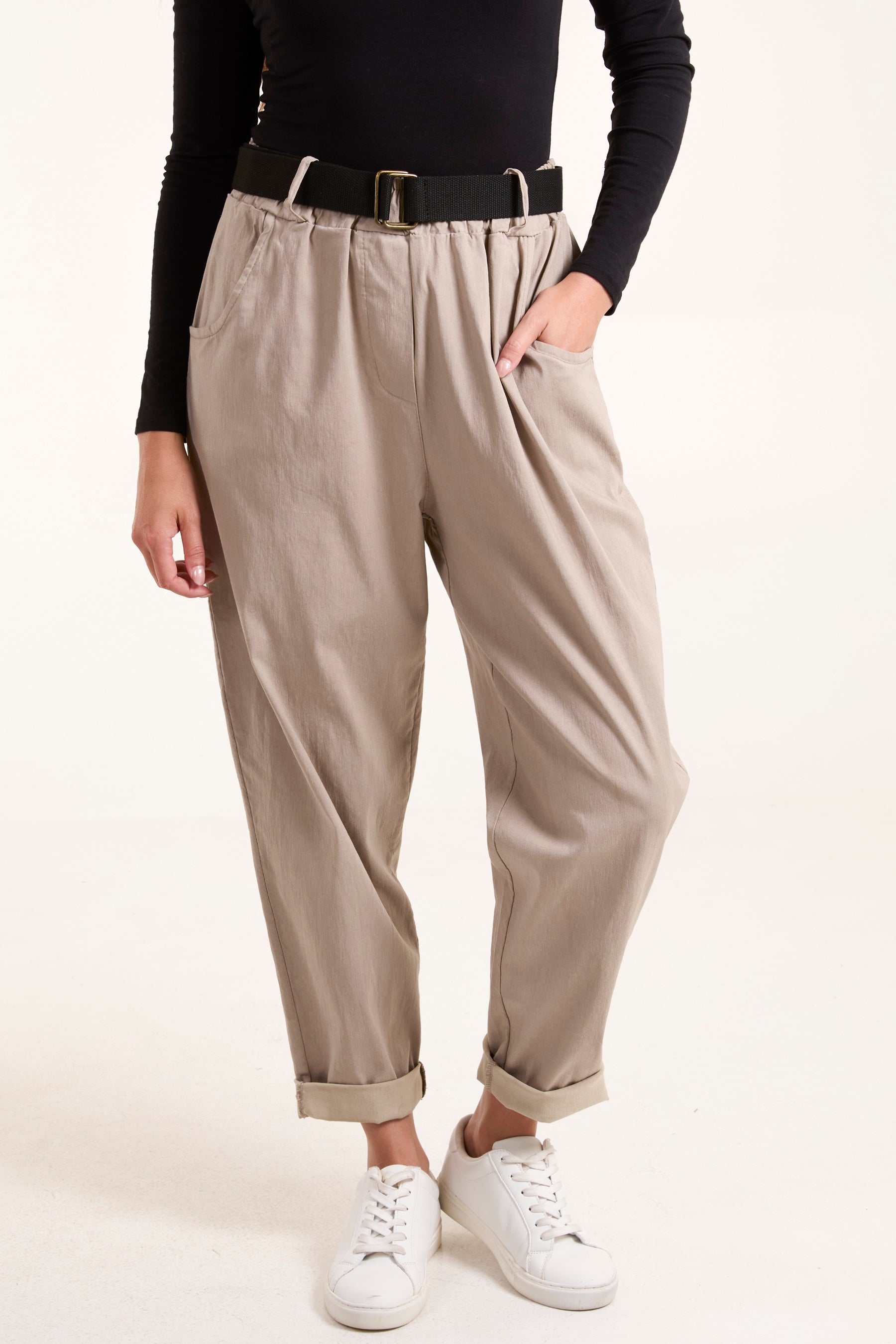 Woven Belt Cuffed Trousers