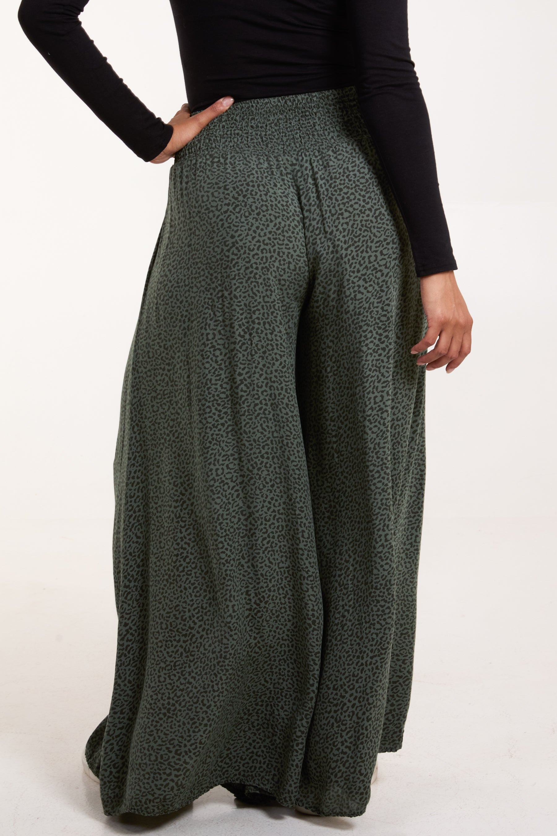 Elasticated Waist Leopard Wide Leg Trouser