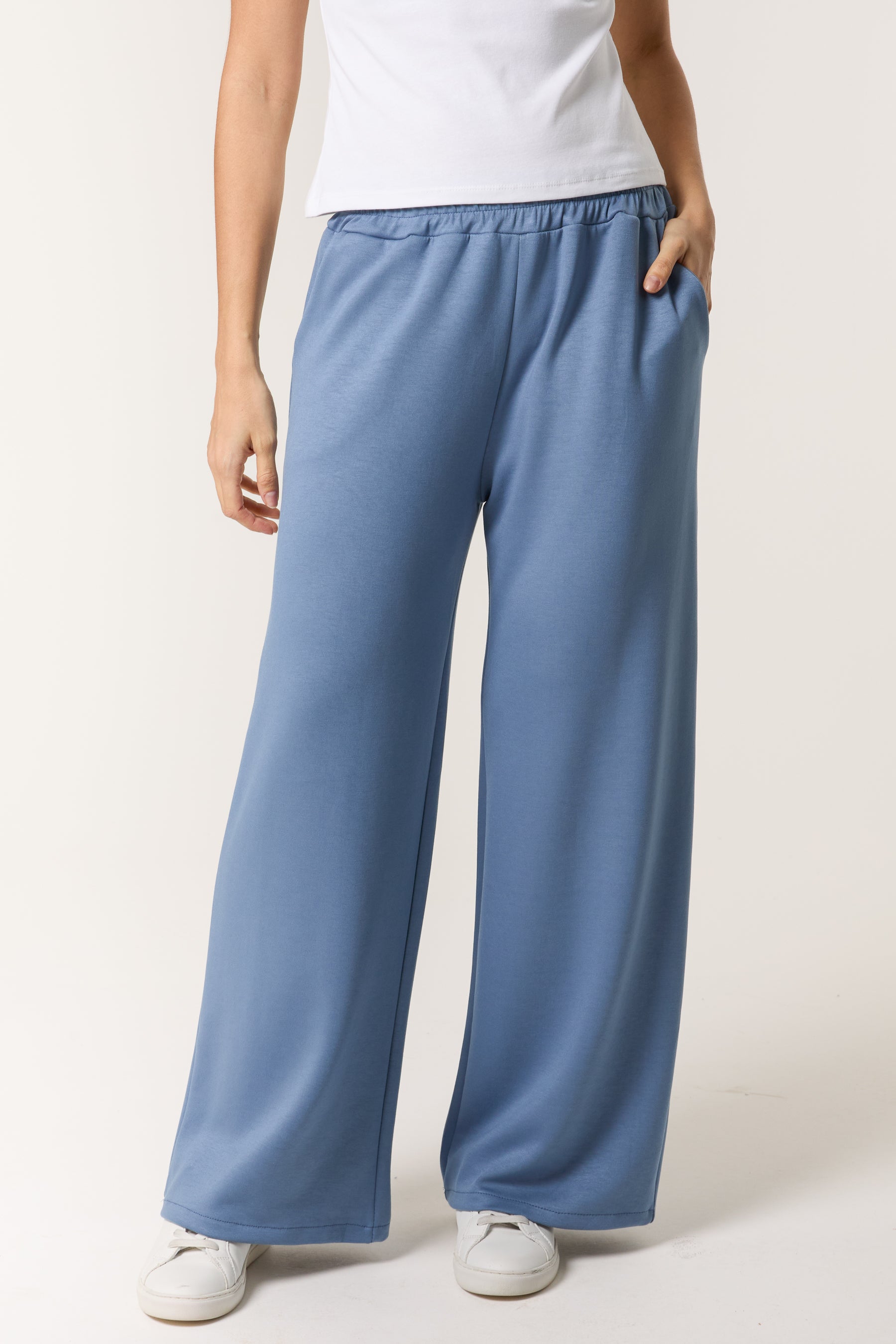 Soft Sweat Straight Leg Trouser