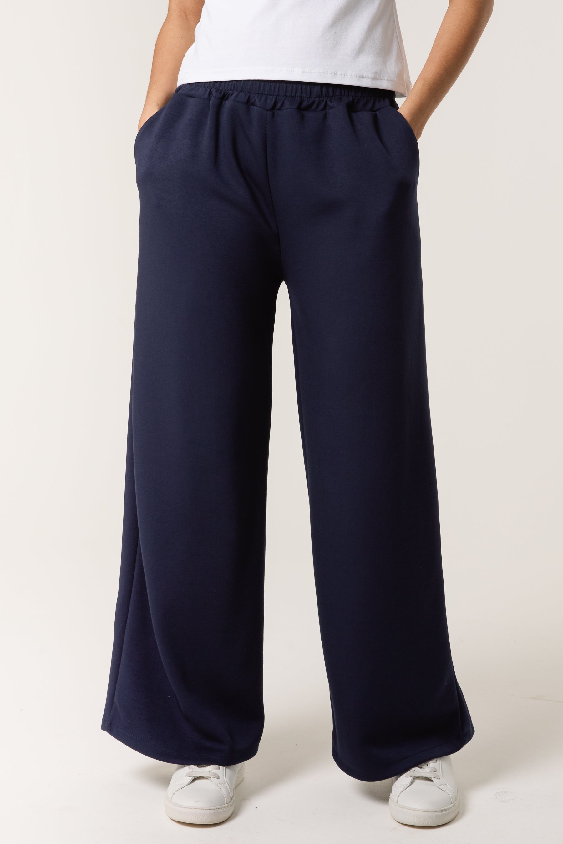 Soft Sweat Straight Leg Trouser