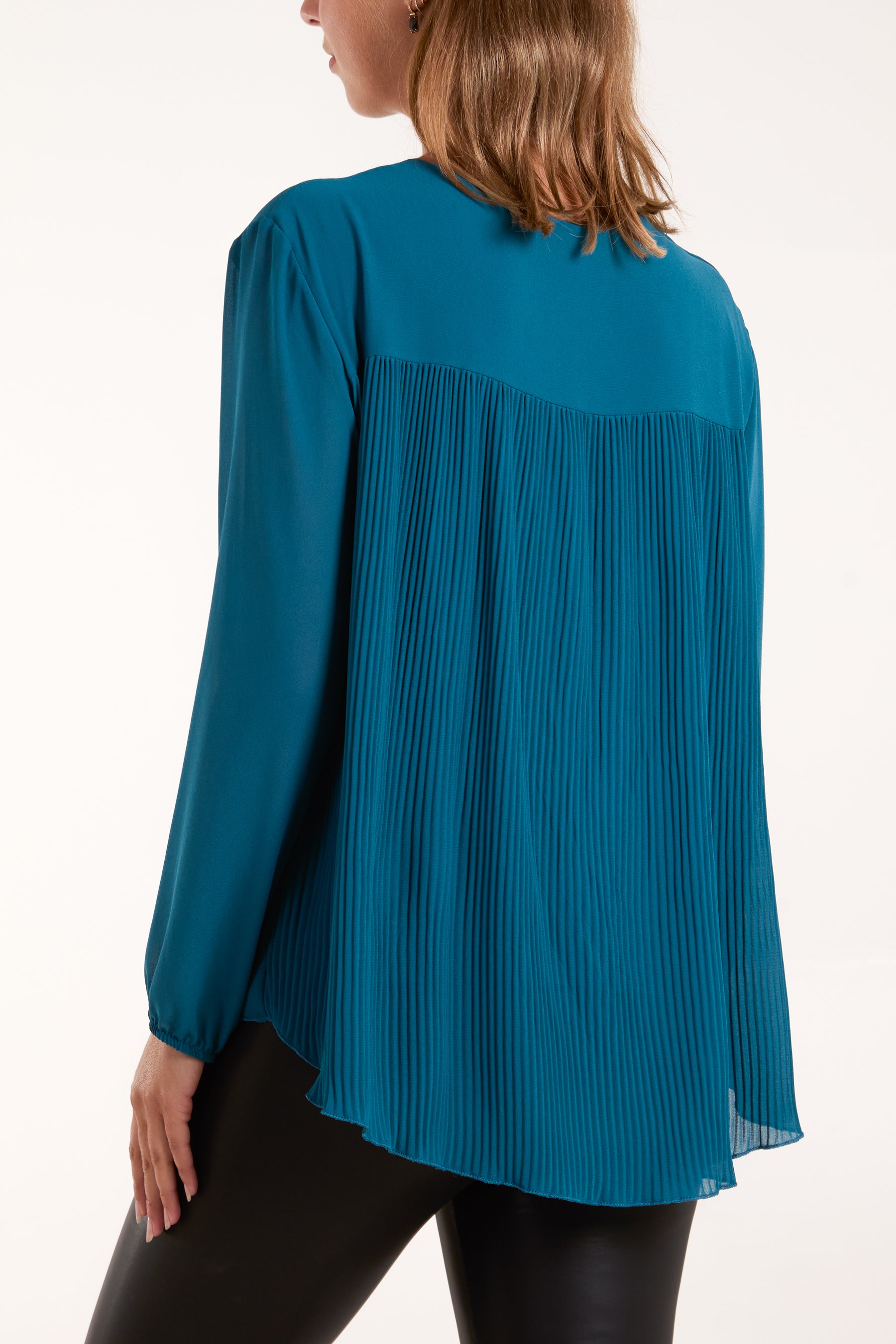 Necklace Pleated Back Blouse