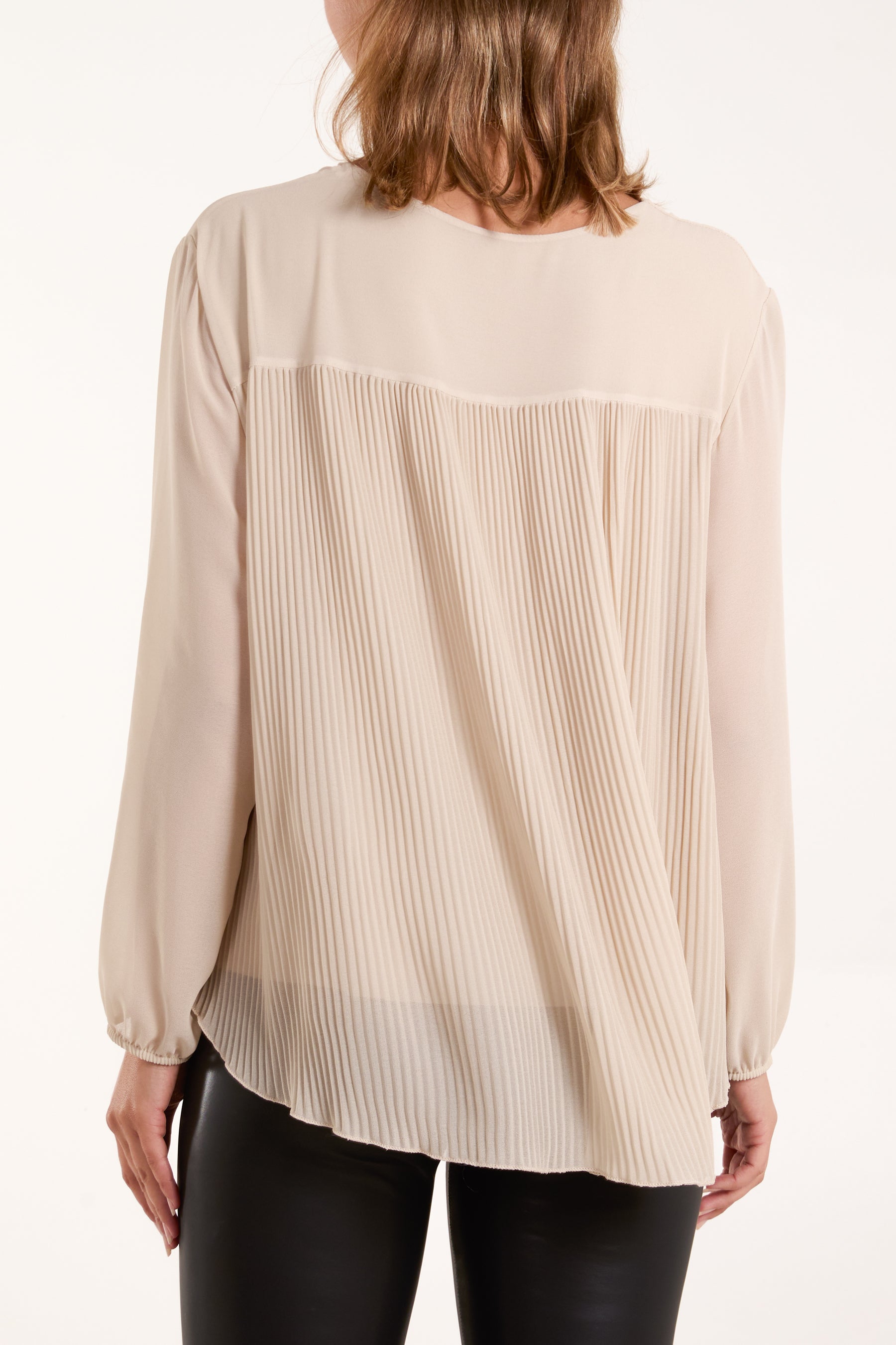 Necklace Pleated Back Blouse