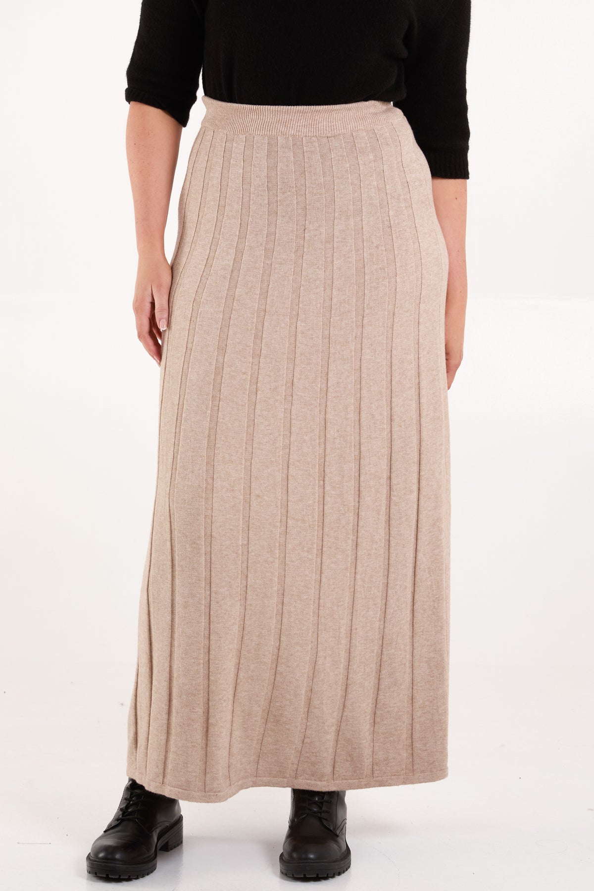 Pleated Soft Touch Knit Maxi Skirt