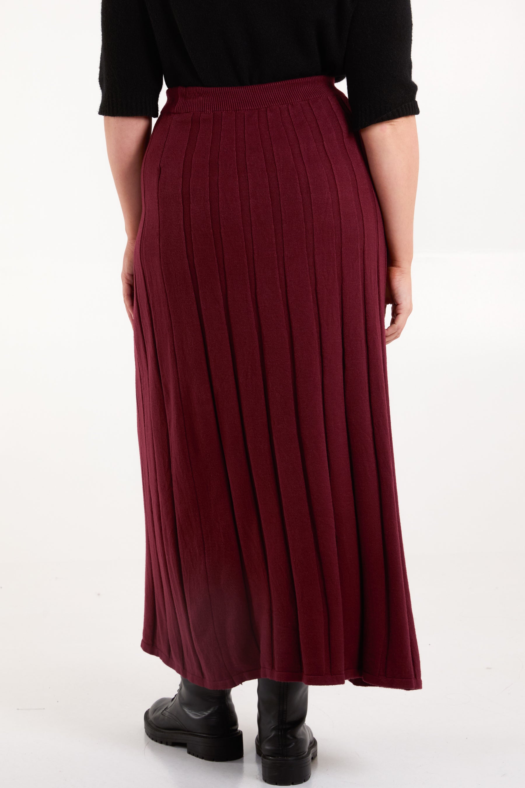 Pleated Soft Touch Knit Maxi Skirt