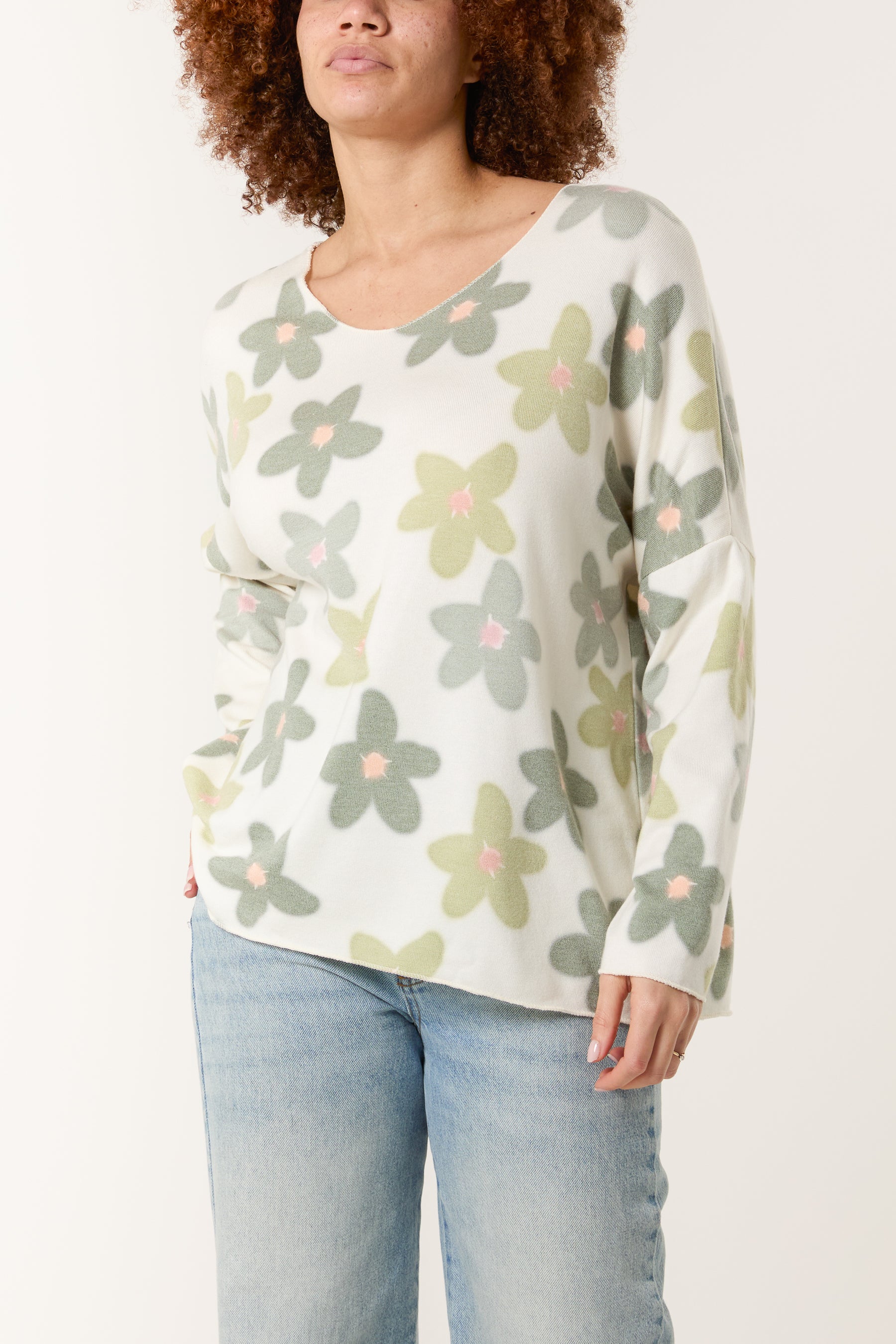 V-Neck Daisy Fine Knit Jumper