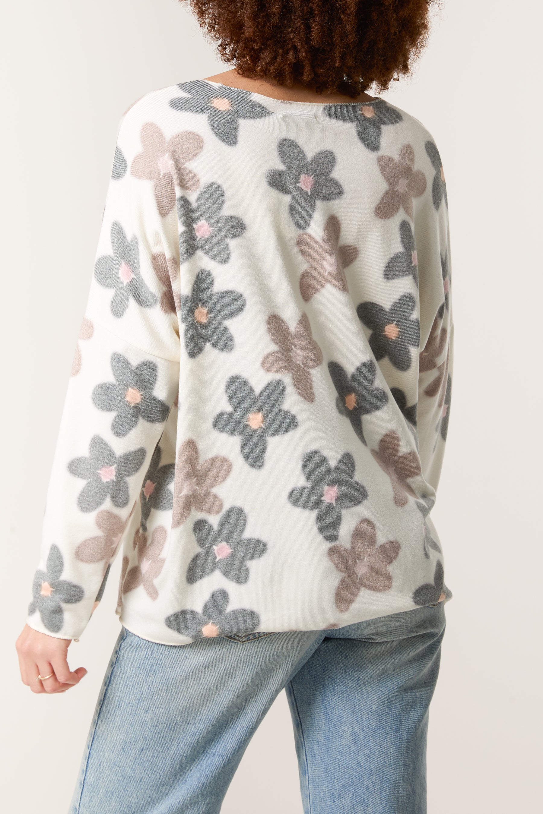 V-Neck Daisy Fine Knit Jumper