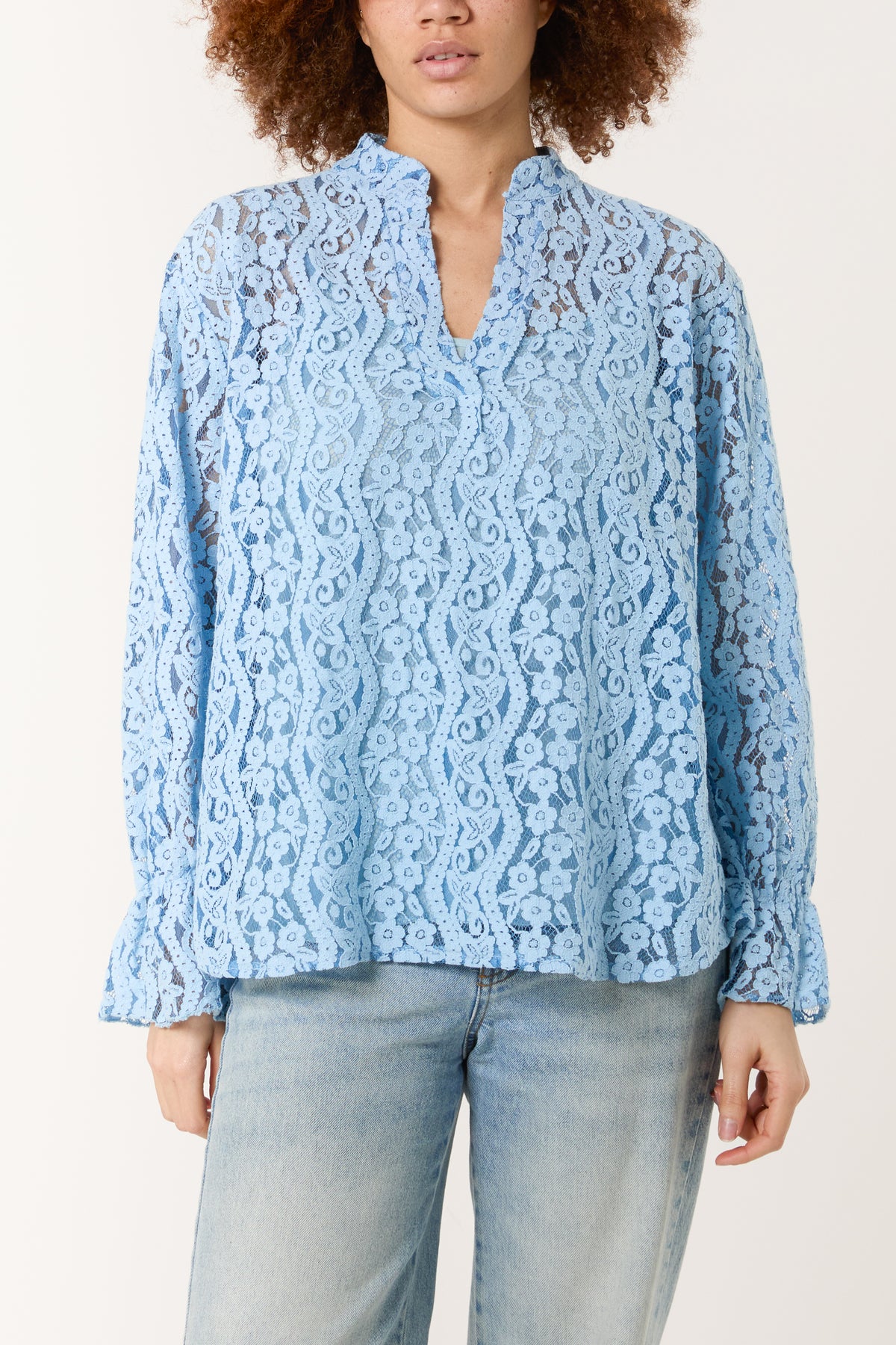 Long Sleeve Floral Lace Lined Blouse