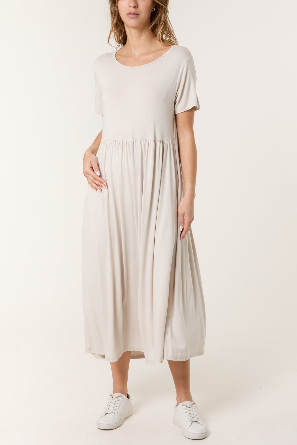 Round Neck Stretch Tiered Midi Dress