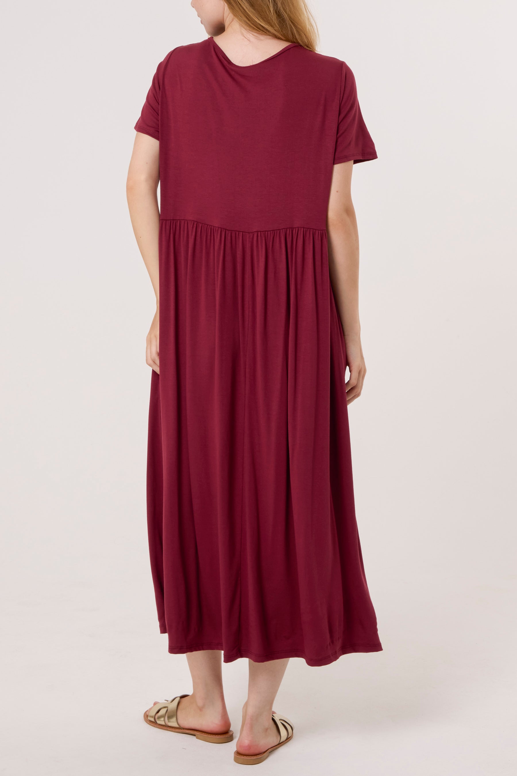 Round Neck Stretch Tiered Midi Dress