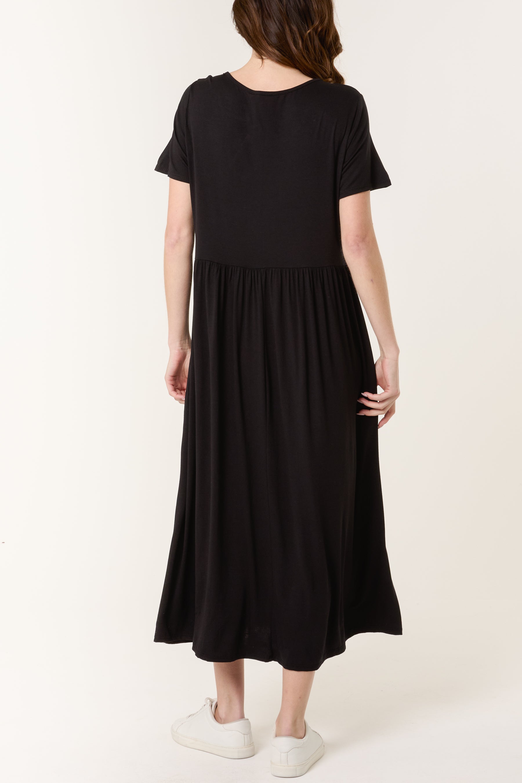 Round Neck Stretch Tiered Midi Dress