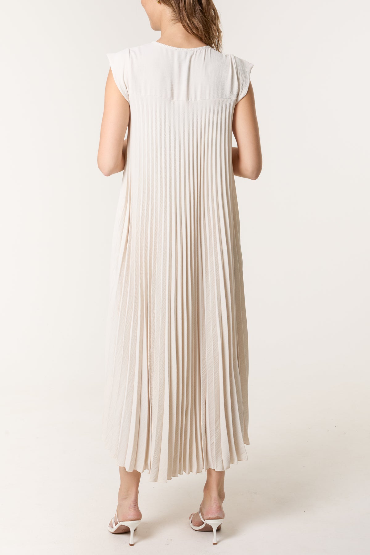 Cap Sleeve Pleated Maxi Dress