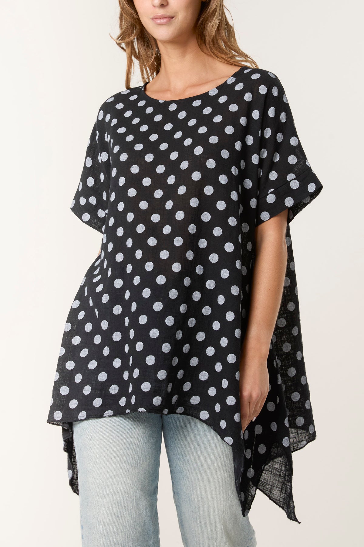 Polka Dot Asymmetric Hem Cotton Top