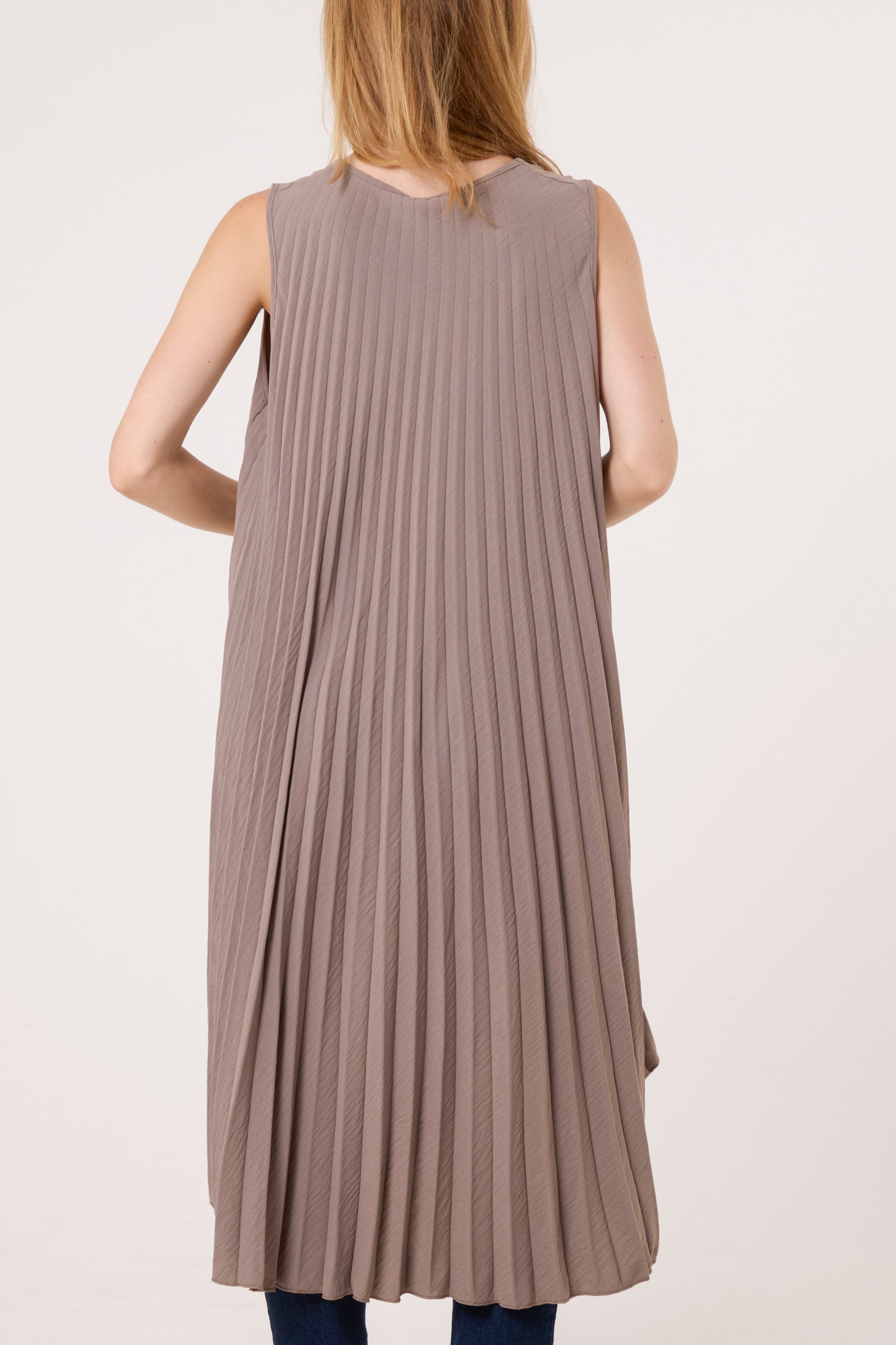 Sleeveless High Low Plisse Top