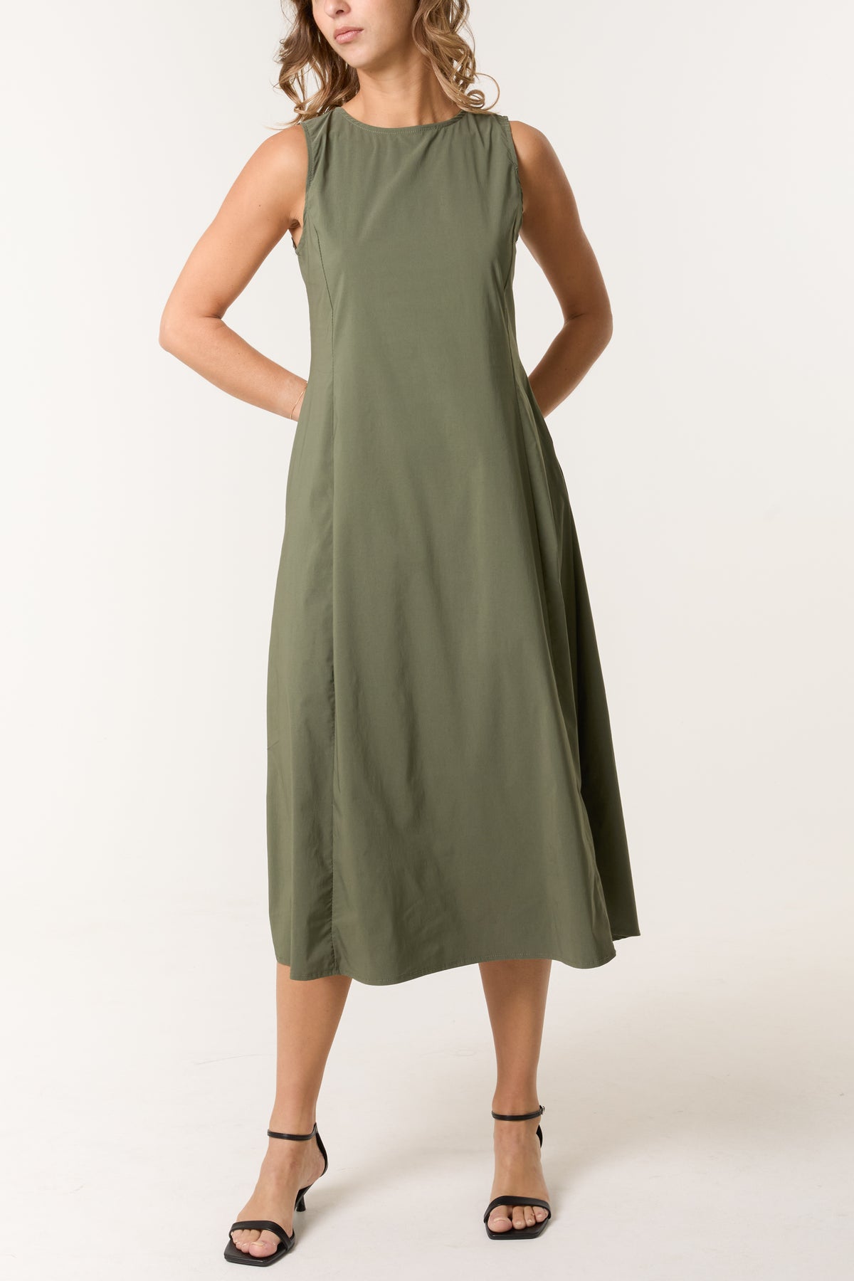Sleeveless Stretch Pockets Midi Dress