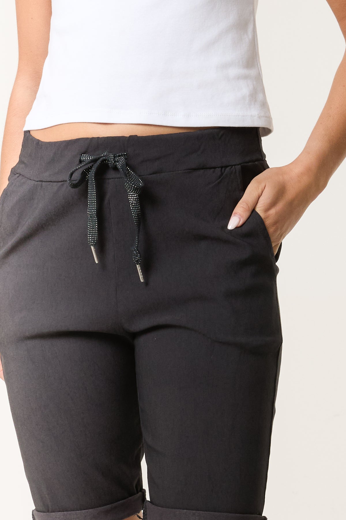 Magic Non-Crush Drawstring Shorts