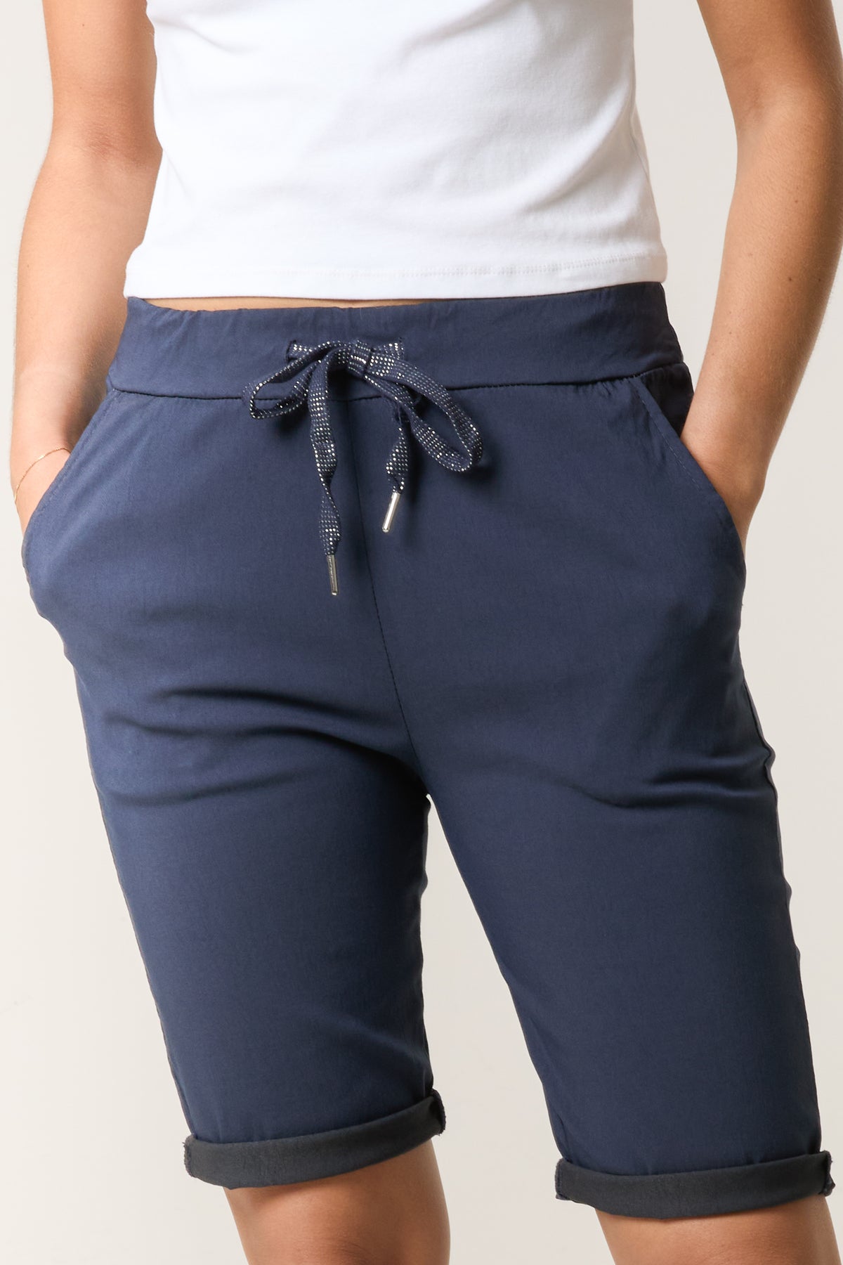 Magic Non-Crush Drawstring Shorts