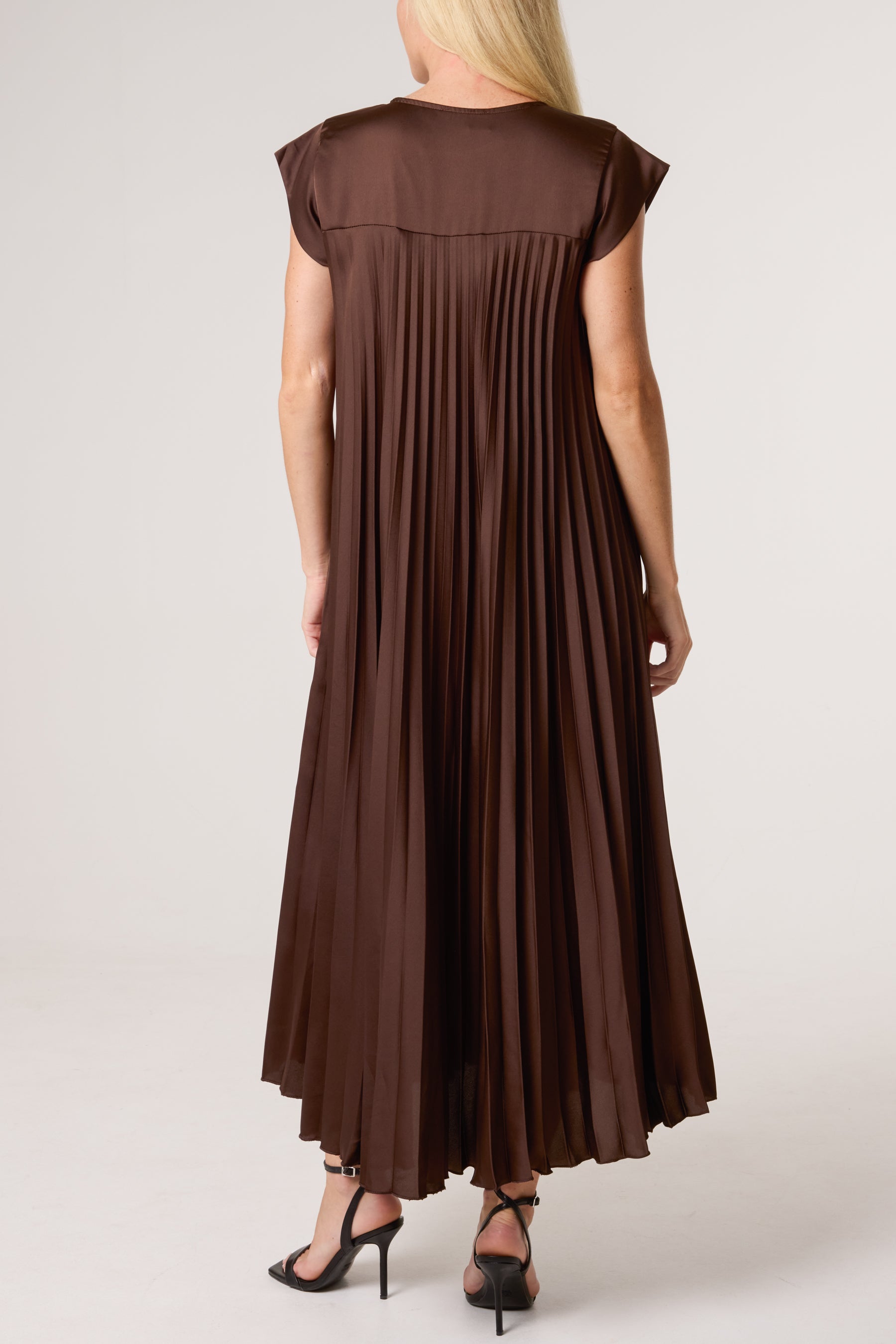 Cap Sleeve Satin Pleated Midi Dress