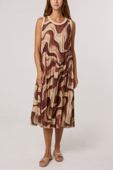 Lurex Wave Print Pleated Dress