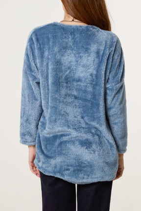 Necklace V-Neck Teddy Jumper