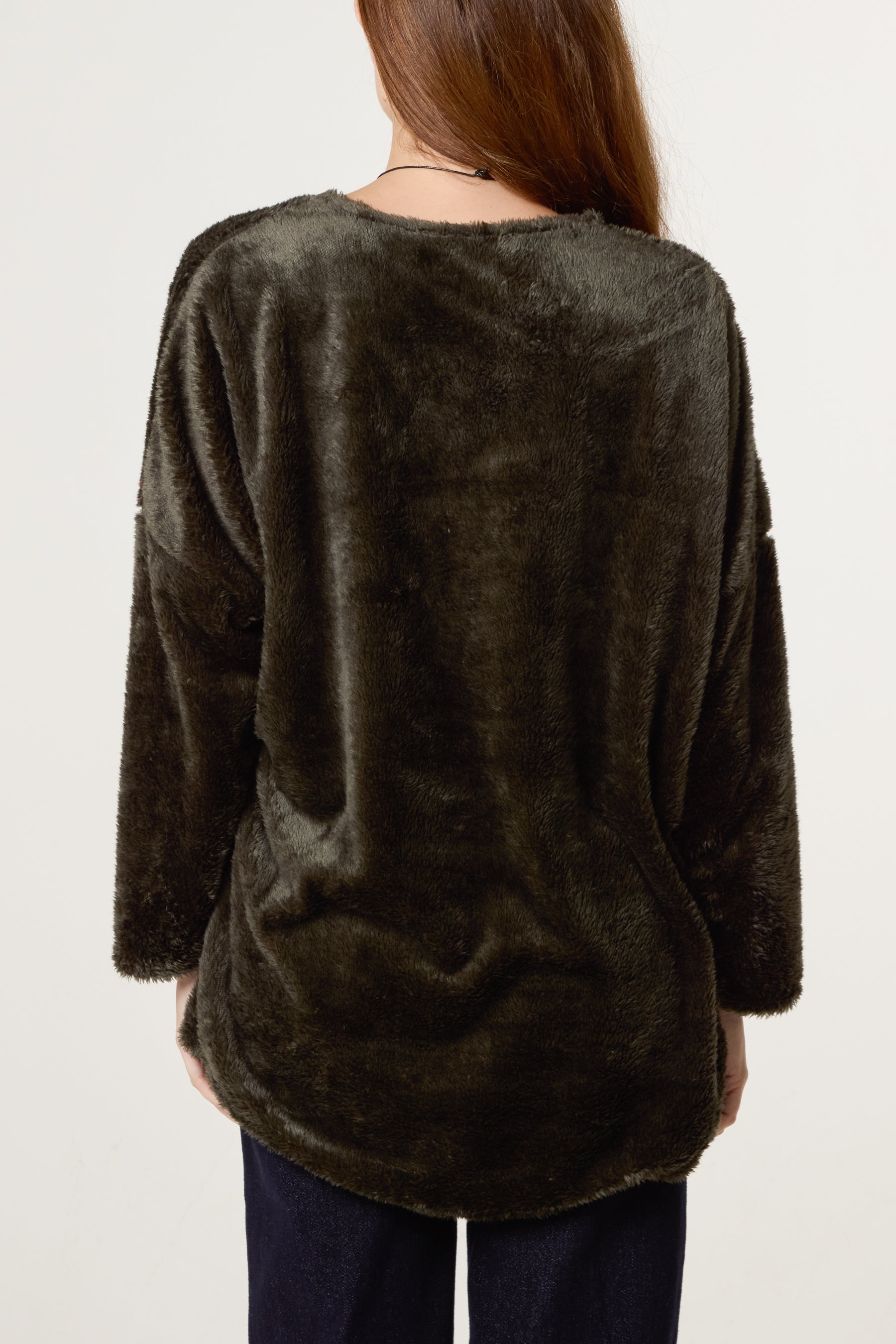 Necklace V-Neck Teddy Jumper